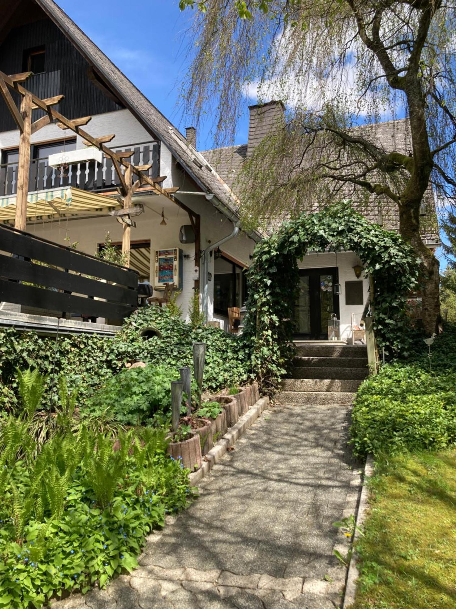 Gasthof Walhalja Schmallenberg Exterior photo